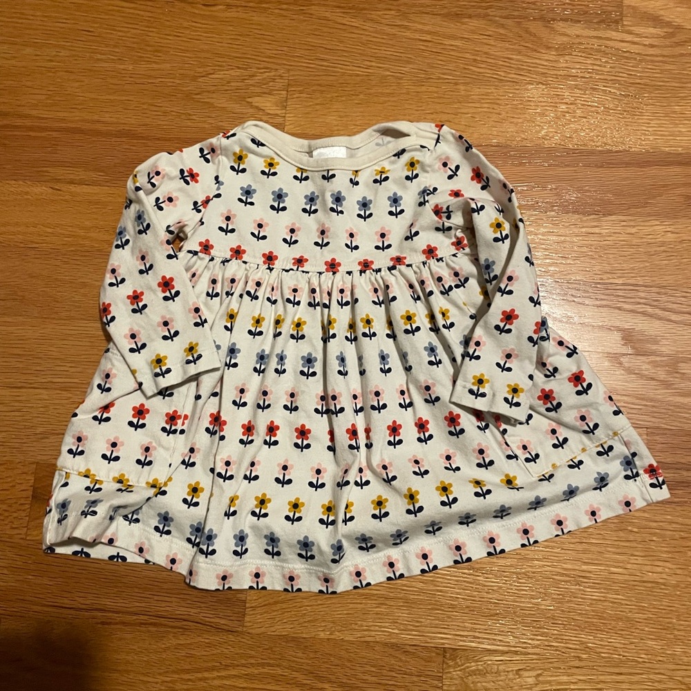 Hanna Andersson flower dress 12-18mo